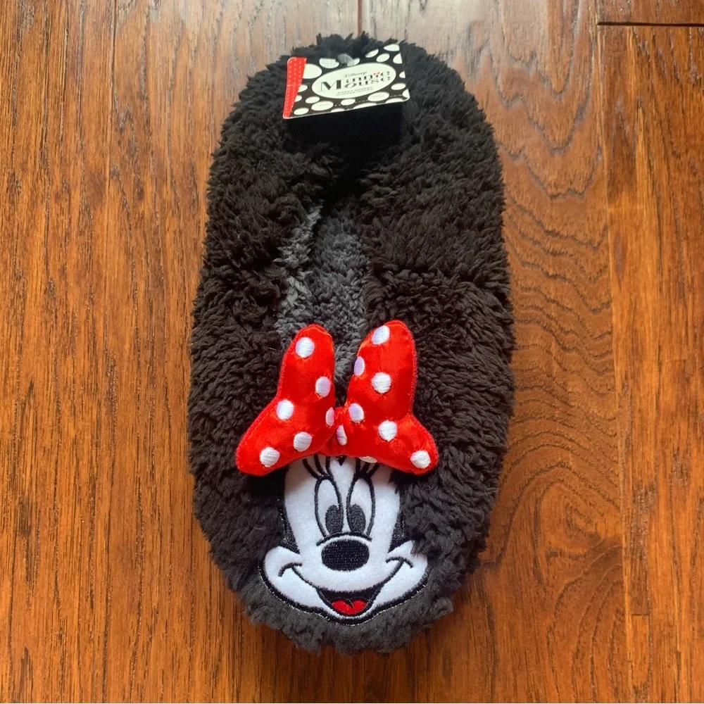 Minnie Mouse Slippers & Sock Gift Set NWT Christmas